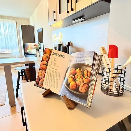 Encanto Cozy With Balcony And Stunning Mountain & Town View *