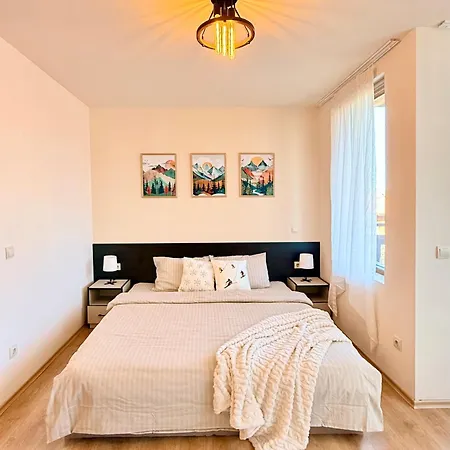 Encanto Cozy With Balcony And Stunning Mountain & Town View 아파트 *
